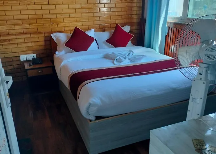 Universal Nepal Hotel *